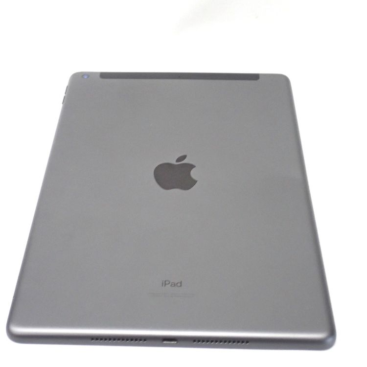 �ڼ��ߤʤߡۡ�Ft1329121���ɥ����iPad(��8����) 10.2����� 32GB�����
