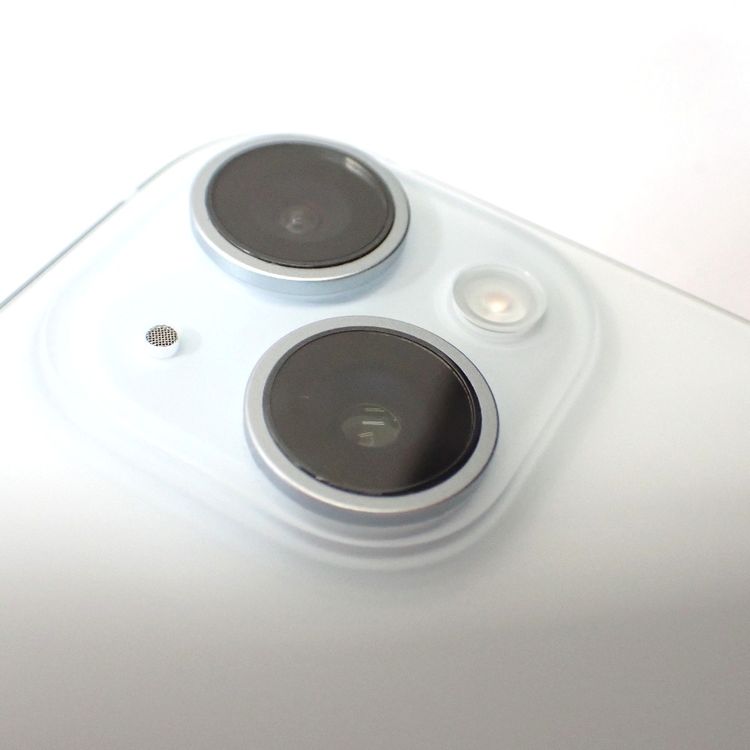 �ڼ��ߤʤߡۡ�Ft650181��SIM�ե꡼��iPhone15 128GB�����