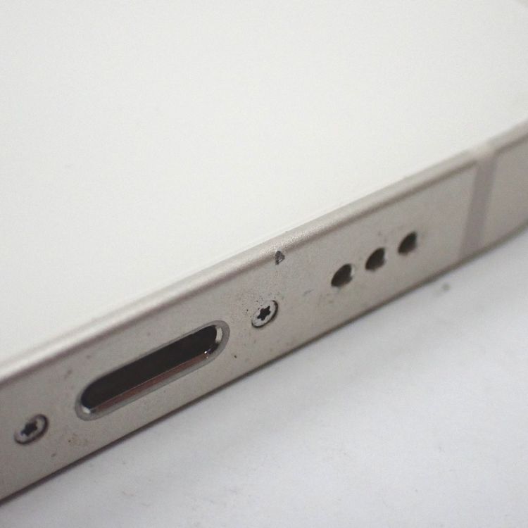 �ڼ��ߤʤߡۡ�Ft1335721��au��iPhone 13 128GB�����