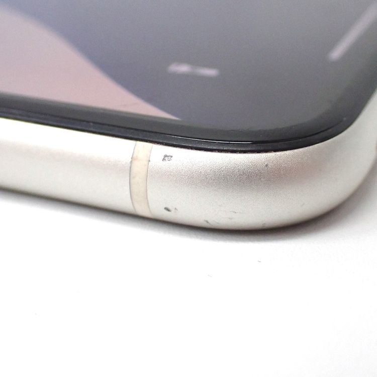 �ڼ��ߤʤߡۡ�Ft1321351���ɥ����iPhone 11 128GB���ۥ磻�ȡ����