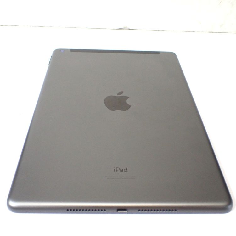 �ڼ��ߤʤߡۡ�Ft1384641��au��iPad����9����� 64GB�����