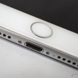 �ڼ��ߤʤߡۡ�Ft1324521��docomo��iPhone7 32GB�����