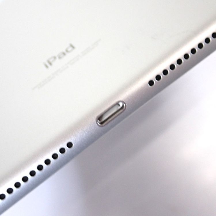 �ڼ��ߤʤߡۡ�Ft1378251���ɥ����iPad ��9���� Cellular��ǥ� 64GB�����