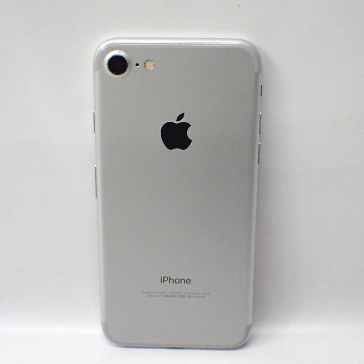 �ڼ��ߤʤߡۡ�Ft1324521��docomo��iPhone7 32GB�����