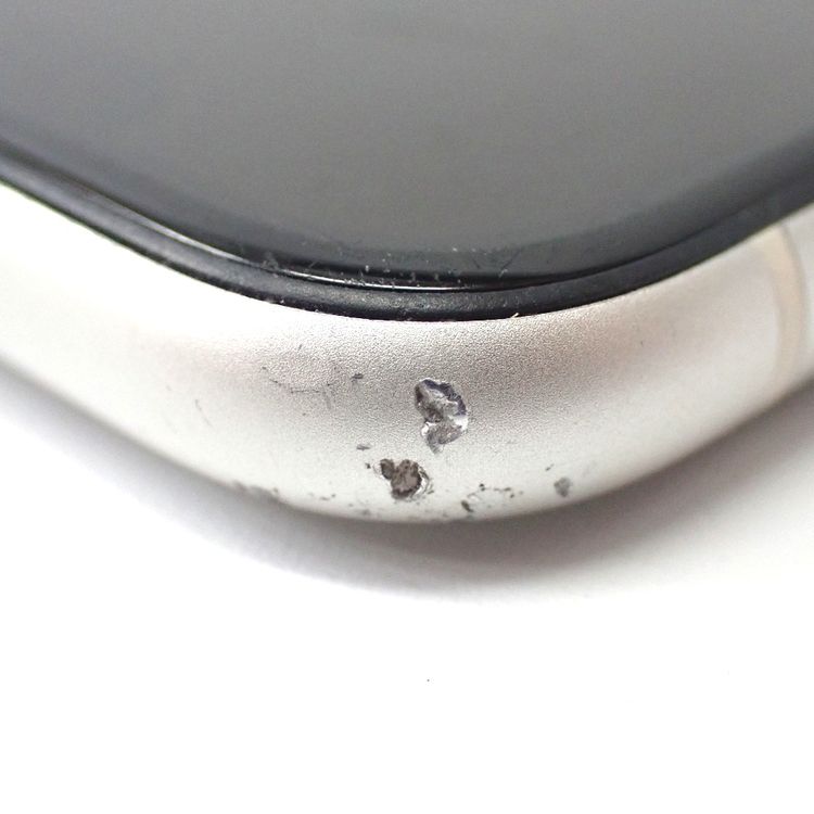 �ڼ��ߤʤߡۡ�Ft1321351���ɥ����iPhone 11 128GB���ۥ磻�ȡ����