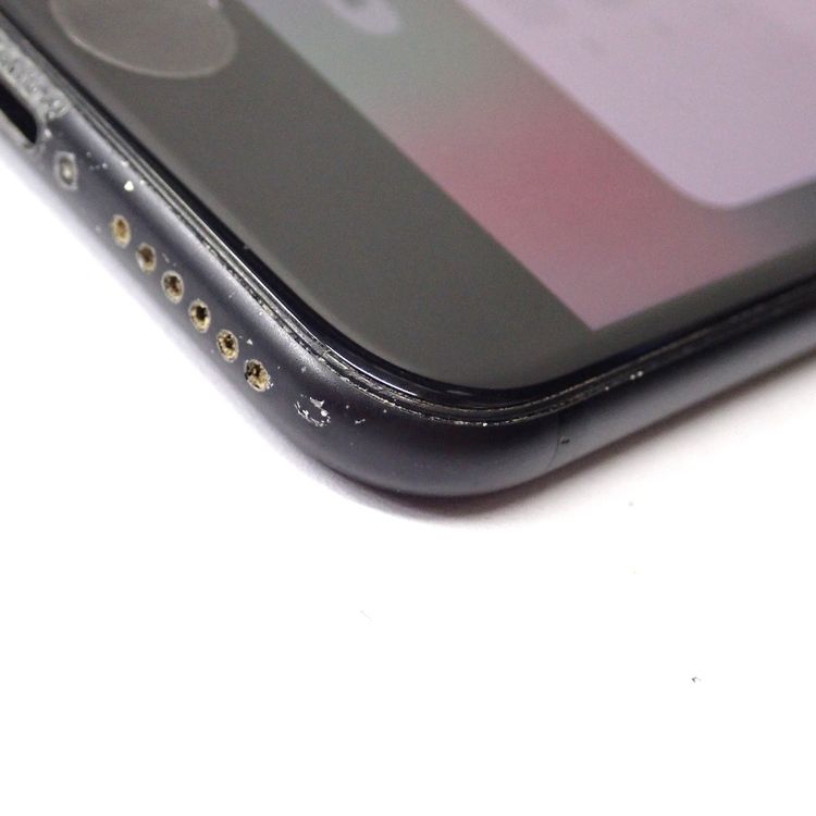 【質みなみ】★FtTh656211★au★iPhone7 256GB ブラック★中古