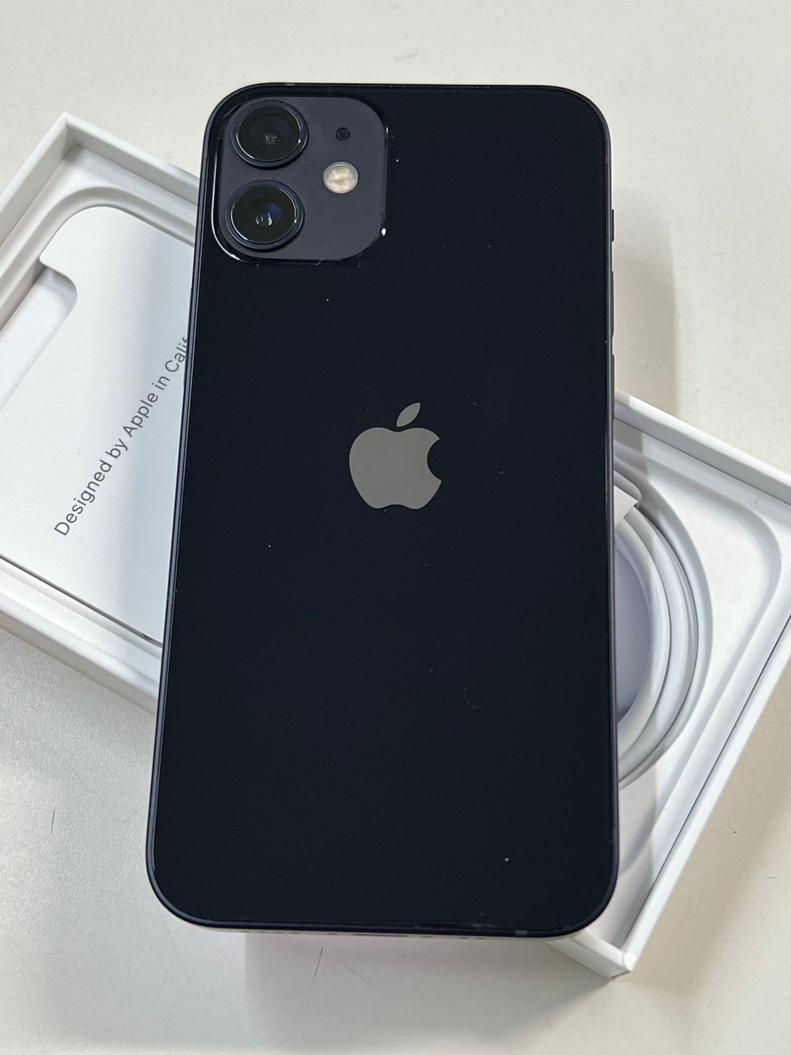 ムスビー｜美品 SIMフリー iPhone 12mini 256GB MGDR3J/A ブラック 訳 