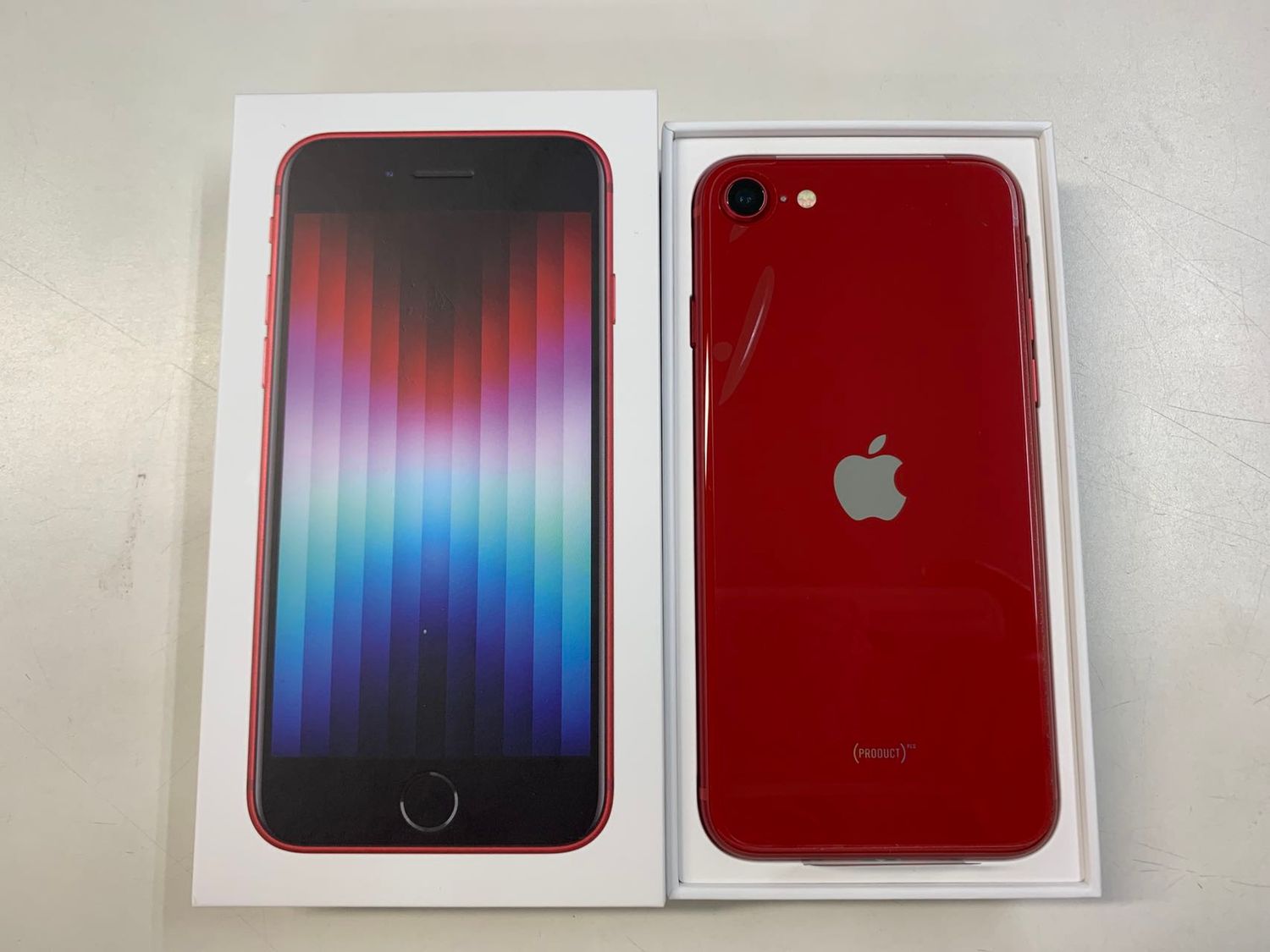 ムスビー｜未使用品 SIMフリー iPhoneSE 第3世代 64GB Red【iPhone SE 