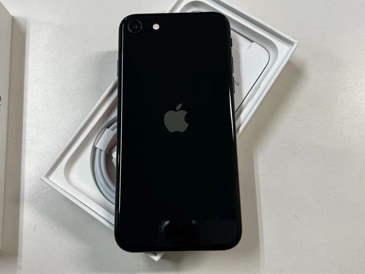 ムスビー｜「未使用品」SIMフリー iPhone SE 第2世代 64GB ブラック 