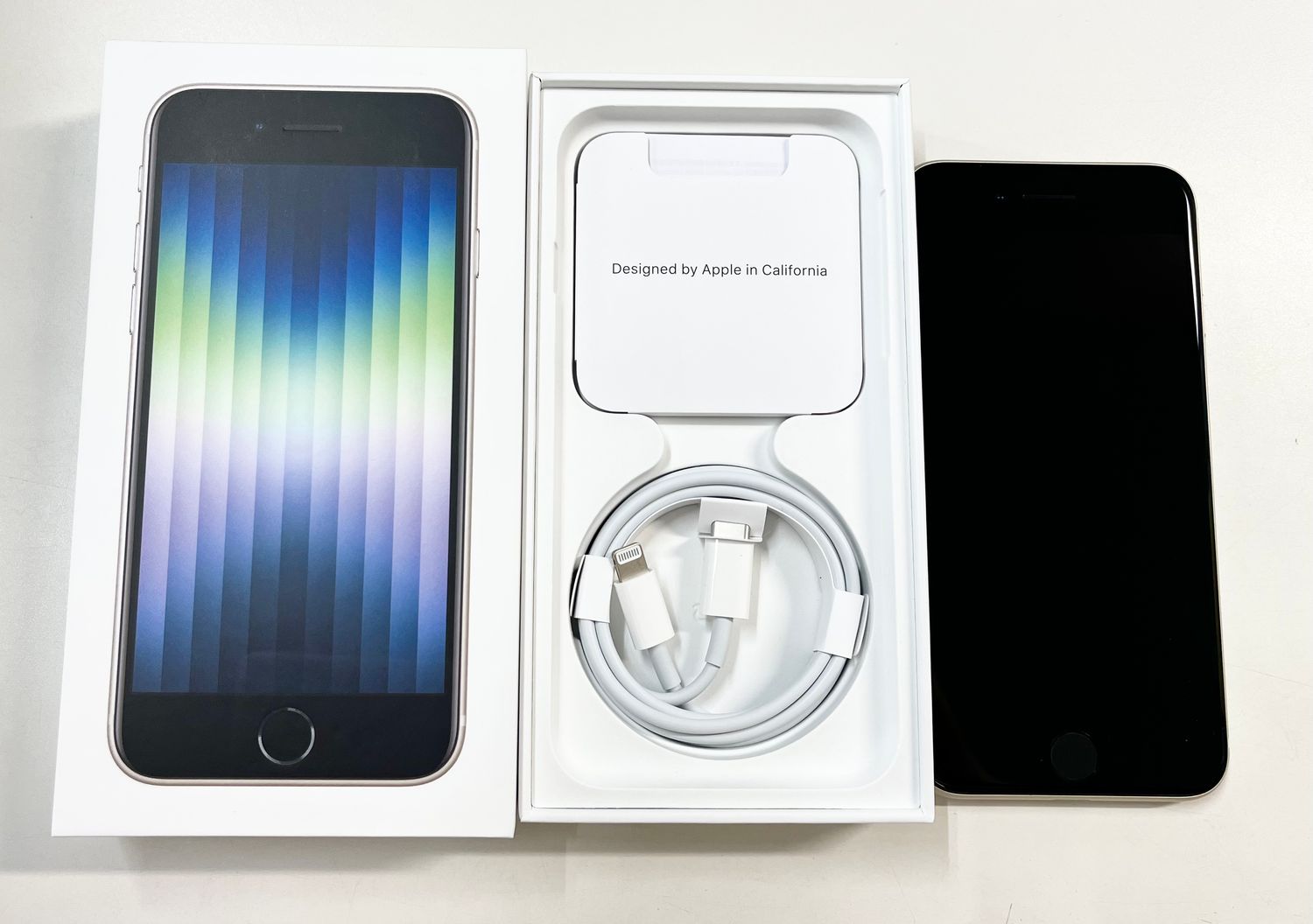 ムスビー｜「ほぼ未使用」SIMフリーiPhone SE（第3世代） 64GB 