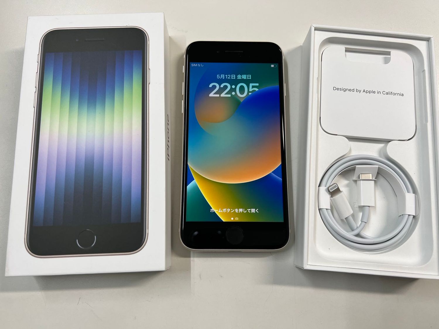 ムスビー｜美品 SIMフリー iPhone 第3世代 128GB ホワイト メーカー  