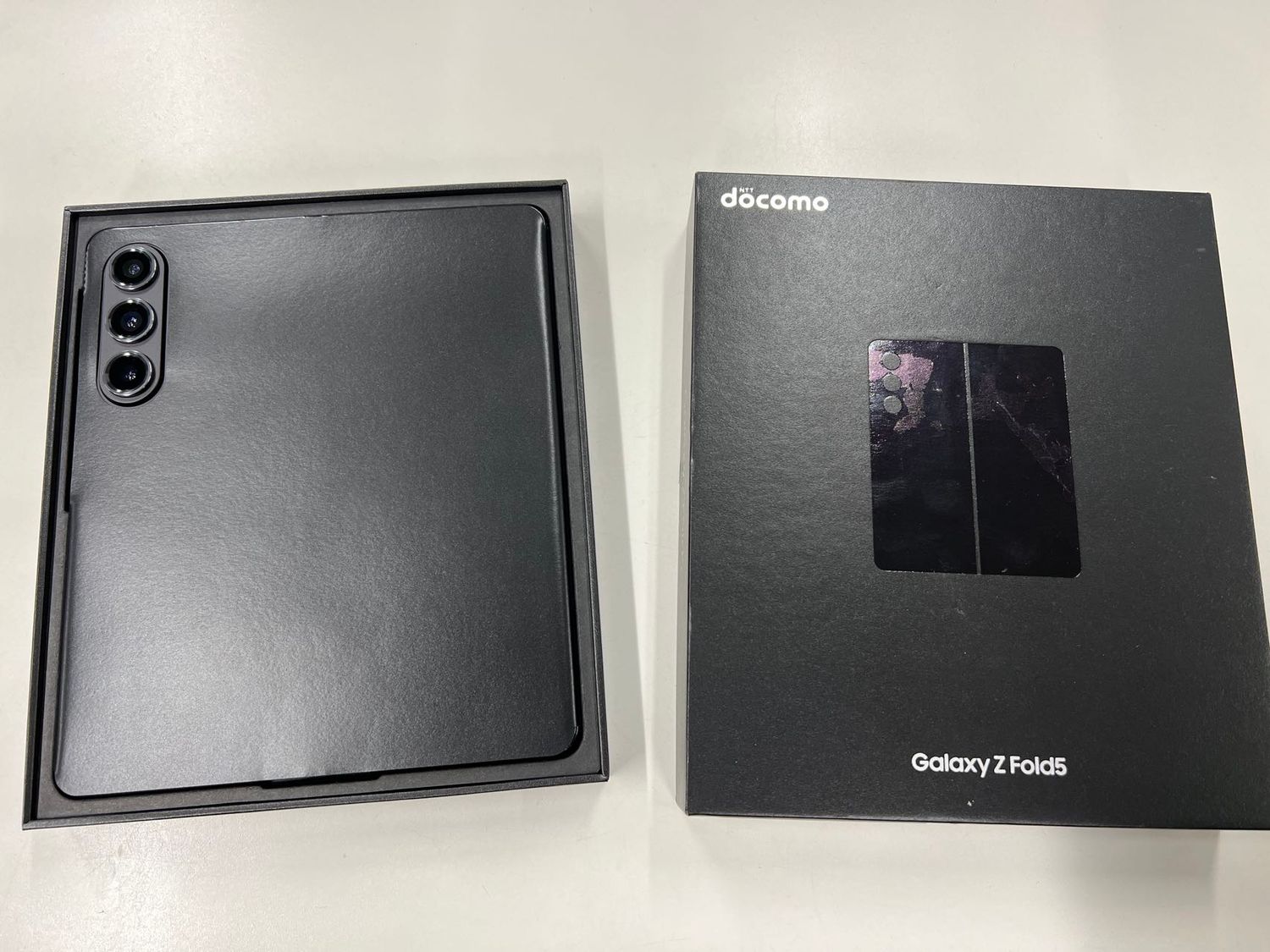 ムスビー｜新品 SIMフリー Galaxy Z Fold5 SC-55D [256GB] ブラック 訳 