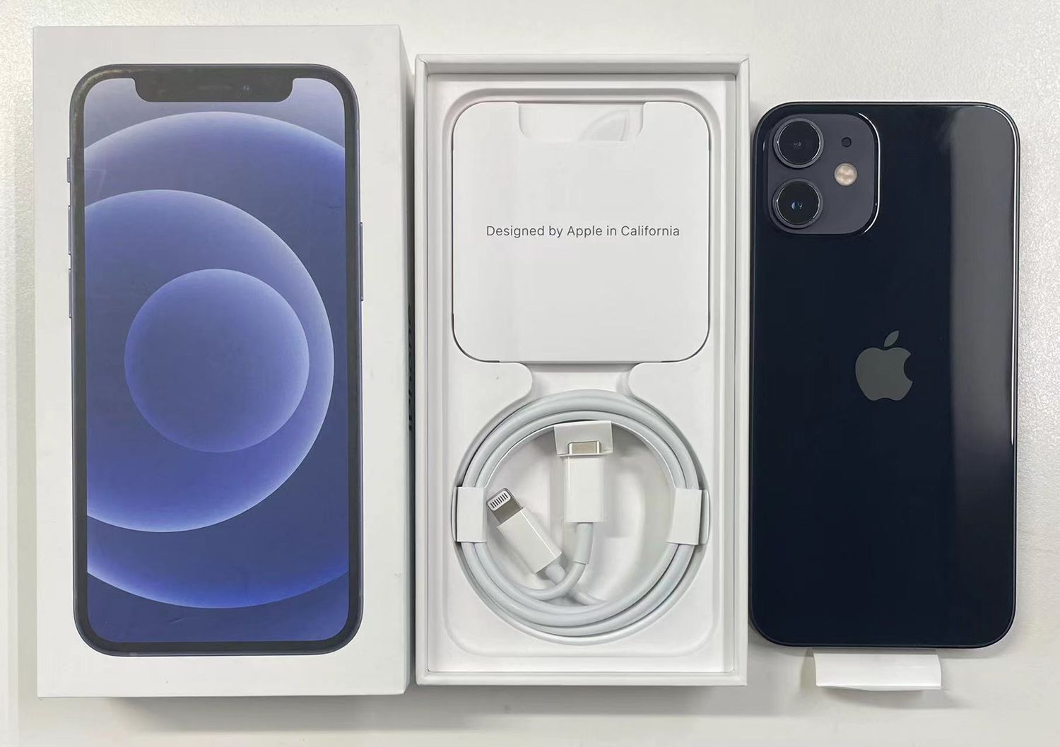 Apple iPhone 12 mini 64GB auデモ機（ムスビー｜「デモ機」iPhone 