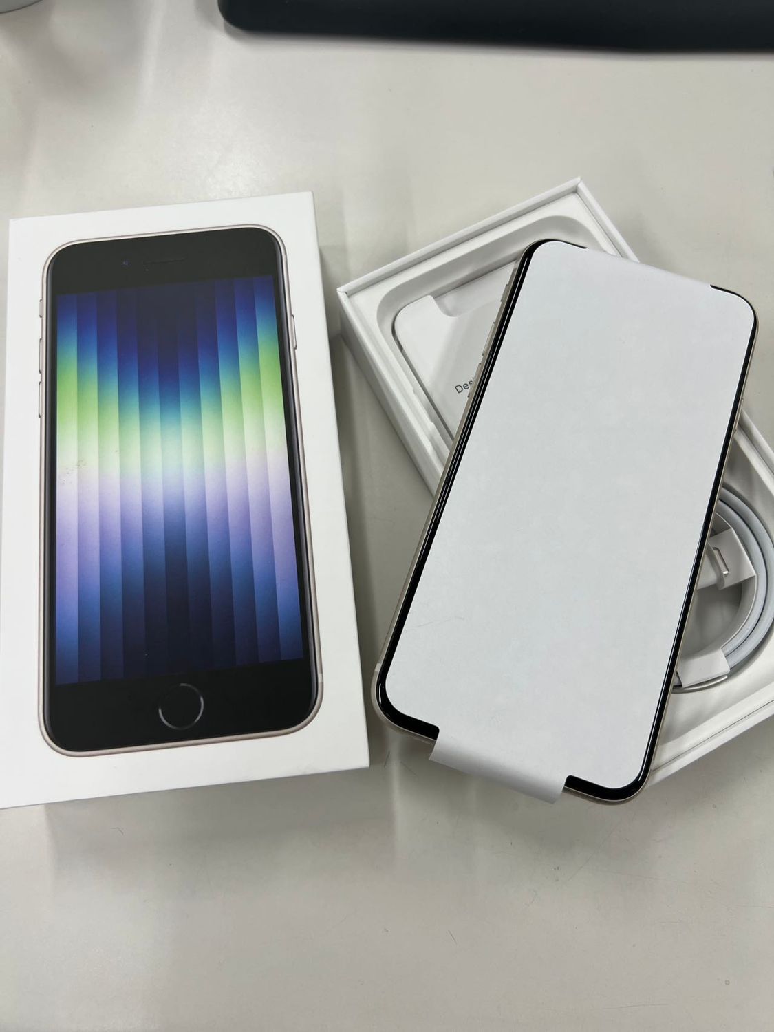 ムスビー｜「新品未使用」SIMフリー iPhone SE (第3世代) 64GB [スター 