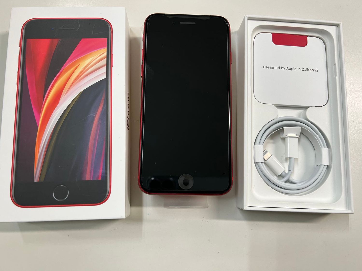 ムスビー｜「新品未使用」SIMフリー iPhone SE(第2世代) 64GB Red  