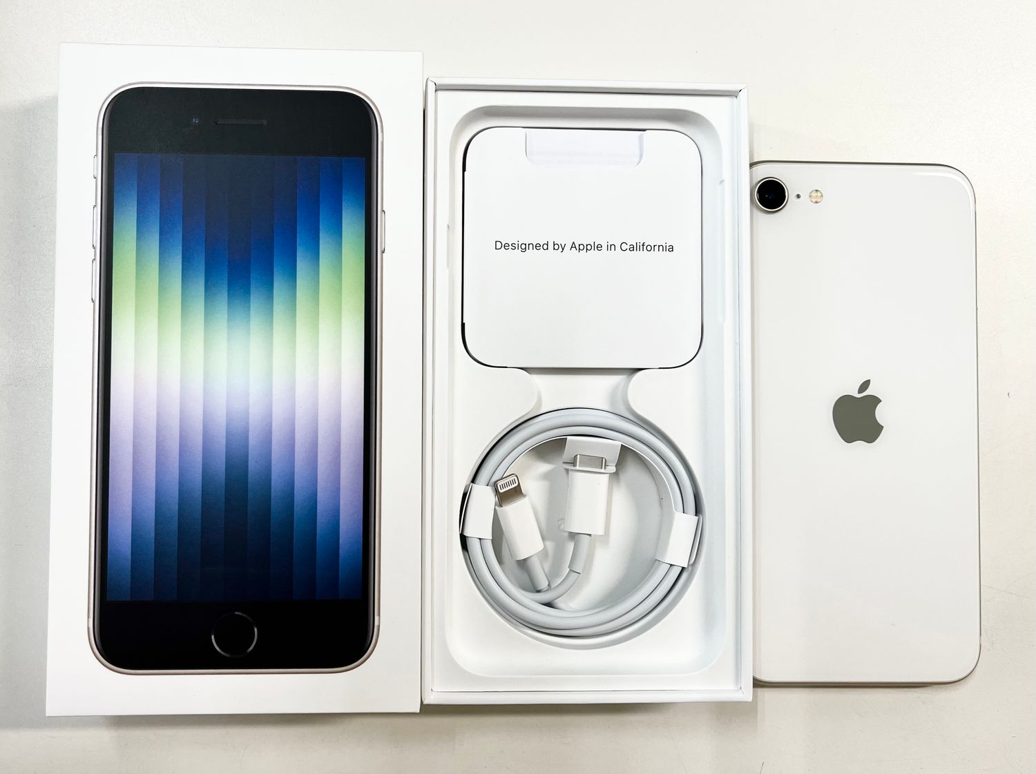 ムスビー｜「ほぼ未使用」SIMフリーiPhone SE（第3世代） 64GB  