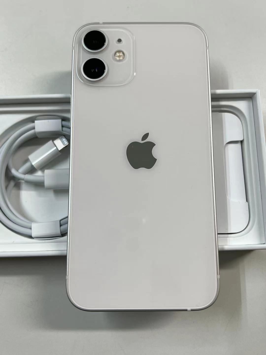 ムスビー｜SIMフリー iPhone12 mini 256GB MGDT3J/A ホワイト 訳アリ  