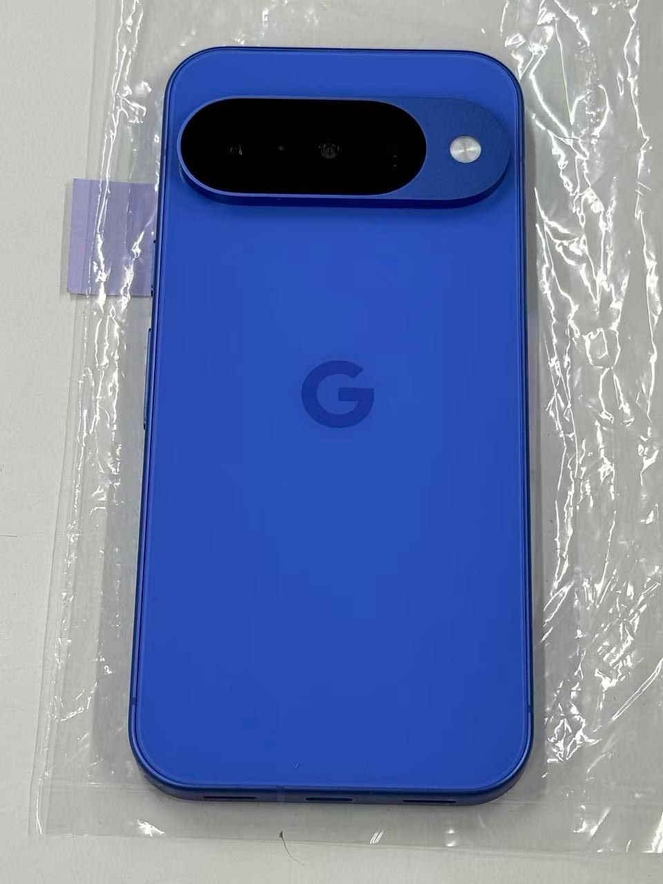 ムスビー｜短期間使用 SIMフリー Google Pixel 10 128GB [Indigo] 訳 