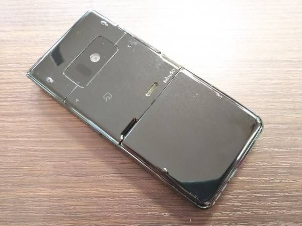 �ڥ��������Ծ��docomo/P-01G /�֥�å�/���饱��