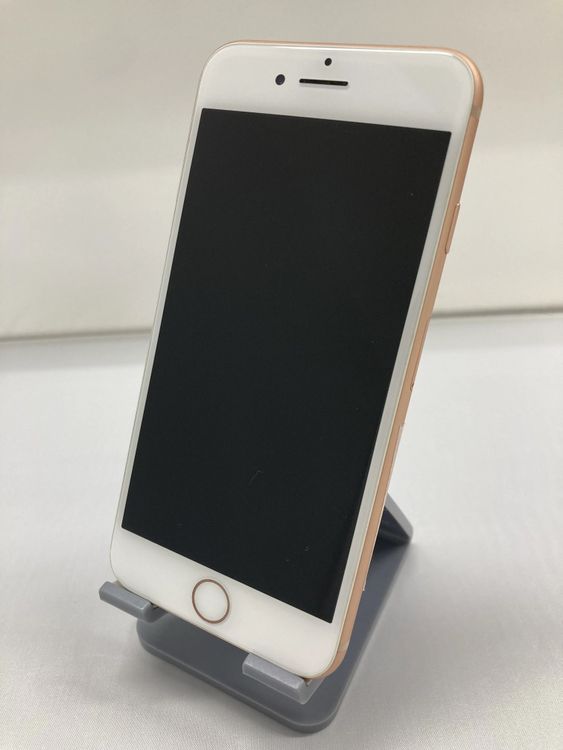 iPhone 8 64GB ������� SIM�ե꡼ �Хåƥ꡼100�� NW���¡�