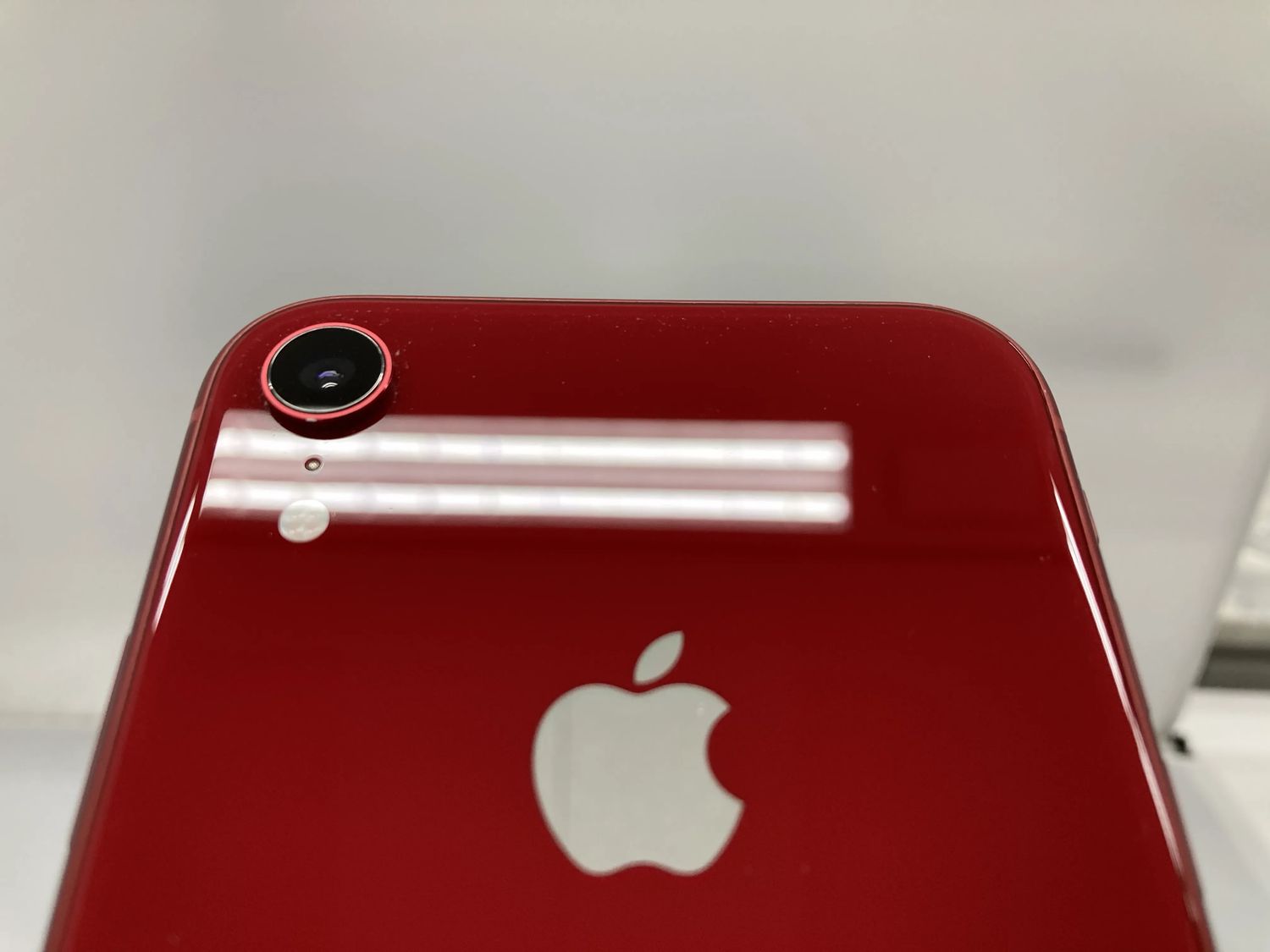 Apple iPhone XR 香港版 レッド 128GB バッテリー100% ムスビー｜iPhone XR 128GB レッド SIMフリー バッテリー100％ NW制限