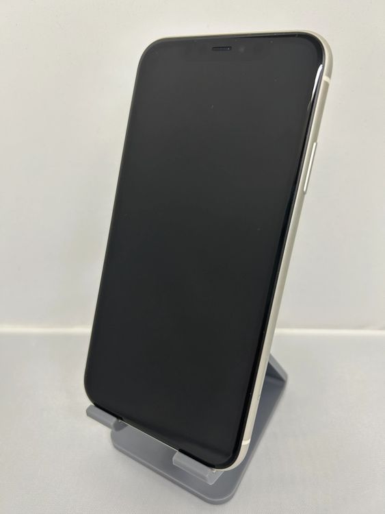 iPhone 11 128GB SIM�ե꡼ �Хåƥ꡼88�� NW���¡�