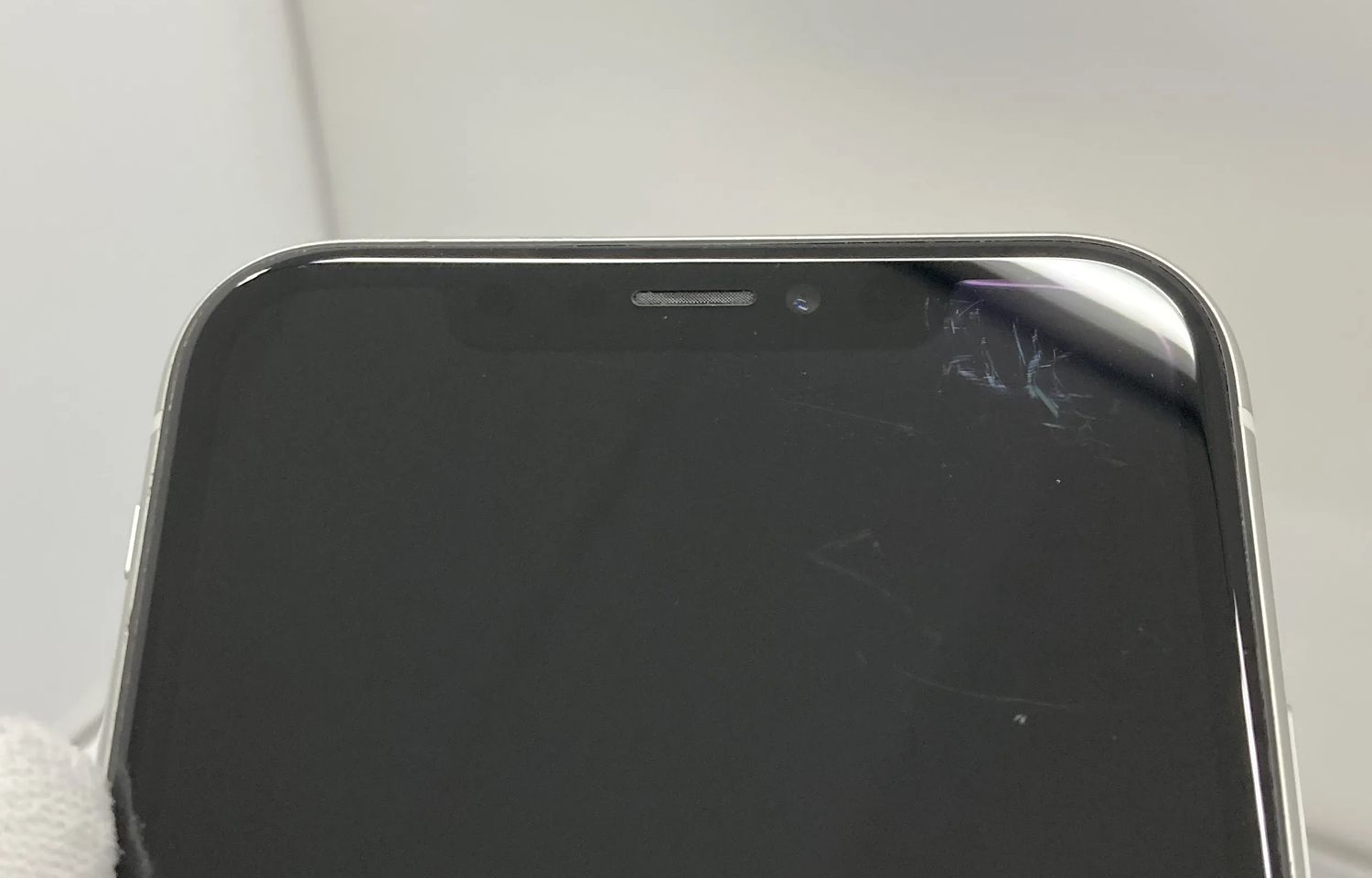 ムスビー｜iPhone XR 128GB ホワイト SIMフリー バッテリー100％ NW