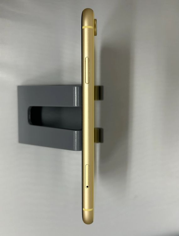 iPhone XR 128GB SIM�ե꡼ �Хåƥ꡼92�� NW���¡�