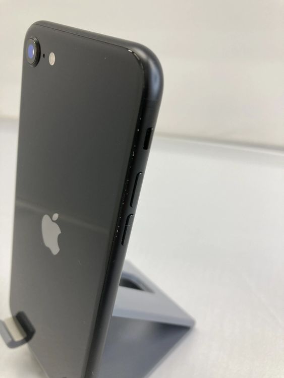 iPhone SE����2�����128GB �֥�å� SIM�ե꡼ �Хåƥ꡼86�� NW�������¡�