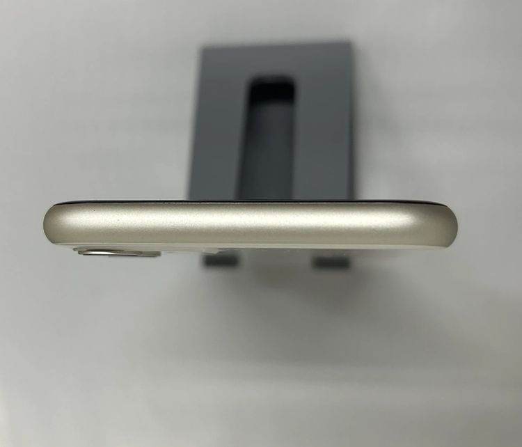 iPhone 11 128GB SIM�ե꡼ �Хåƥ꡼88�� NW���¡�