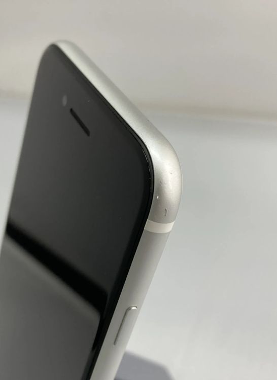 iPhone SE����2�����128GB �ۥ磻�� SIM�ե꡼ �Хåƥ꡼85�� NW�������¡�