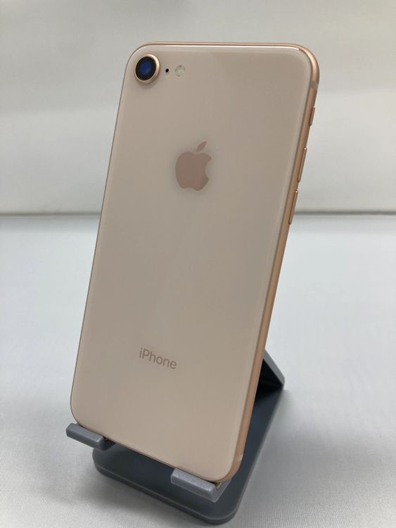 iPhone 8 64GB ������� SIM�ե꡼ �Хåƥ꡼84�� NW���¡�