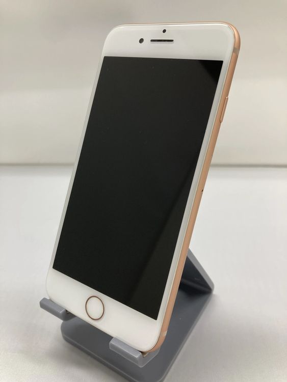 iPhone 8 64GB ������� SIM�ե꡼ �Хåƥ꡼84�� NW���¡�