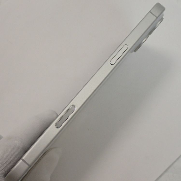 �ڼ��ߤʤߡۡ�Z793��SIM�ե꡼��iPhone16 Plus��128GB��Ķ���ʡ����