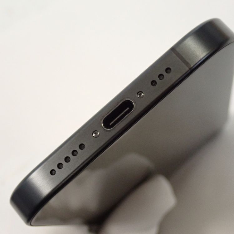 �ڼ��ߤʤߡۡ�Z689���ɥ����iPhone15 Pro 256GB MTUC3J/A Ķ���ʡ����