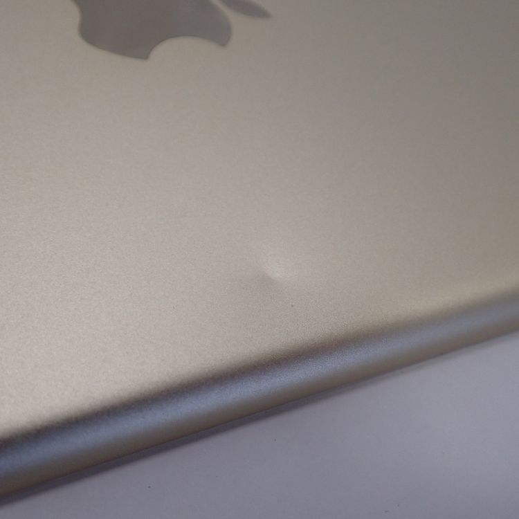 �ڼ��ߤʤߡۡ�Z735���ɥ����iPad mini 3 MGYR2J/A 16GB ����š������