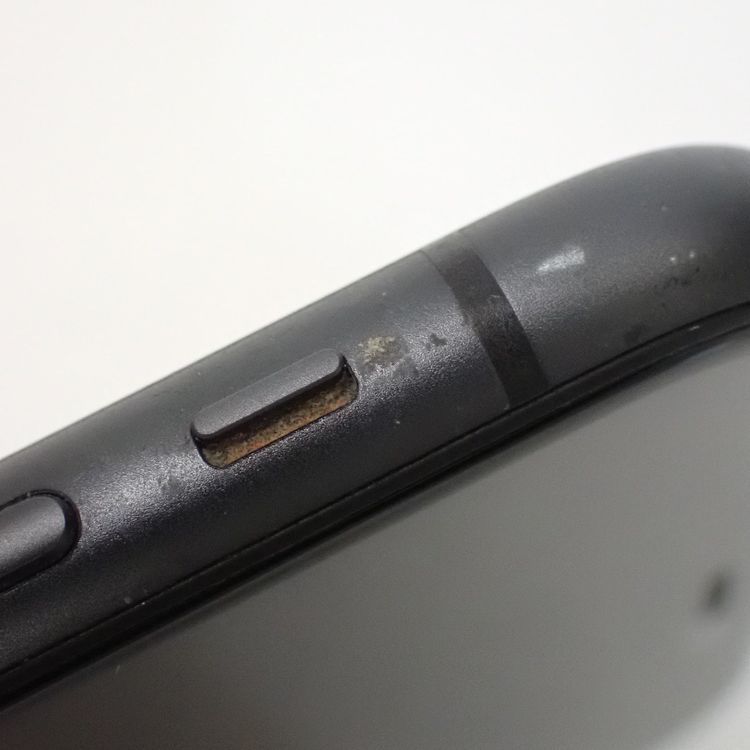 �ڼ��ߤʤߡۡ�Z712���ɥ����iPhone11 128GB MHDH3J/A ���