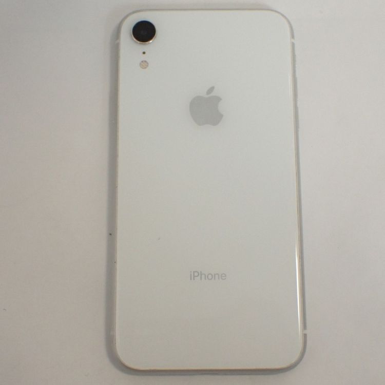 �ڼ��ߤʤߡۡ�Z742��au��iPhone XR��64GB��MT032J/A�����
