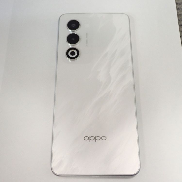 �ڼ��ߤʤߡۡ�Z752��au��OPPO A5 5G OPG06 128GB ���ʡ����