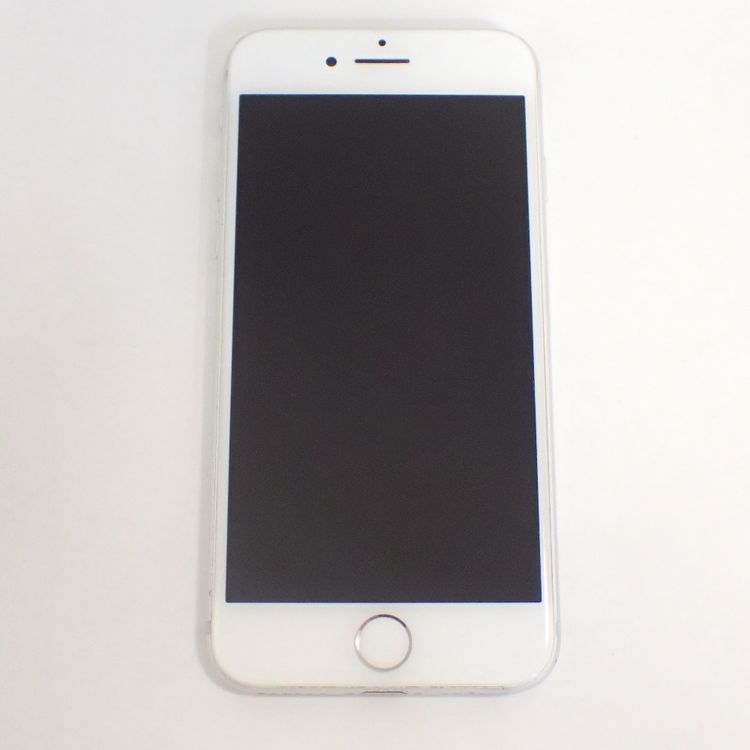 �ڼ��ߤʤߡۡ�Z741��SIM�ե꡼��iPhone7��32GB��MNCF2J/A�����