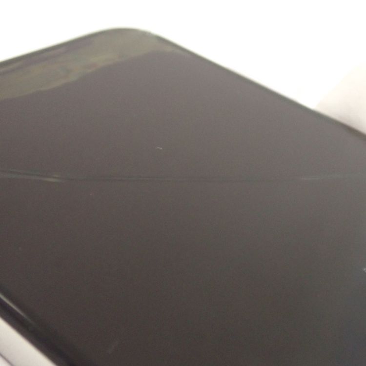 �ڼ��ߤʤߡۡ�Z716��au��iPhoneX 64GB MQAY2J/A �����