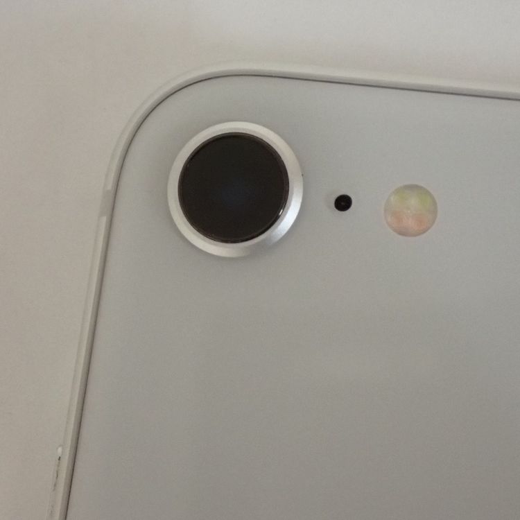 �ڼ��ߤʤߡۡ�Z686�����եȥХ󥯡�iPhone8 64GB MQ792J/A ���