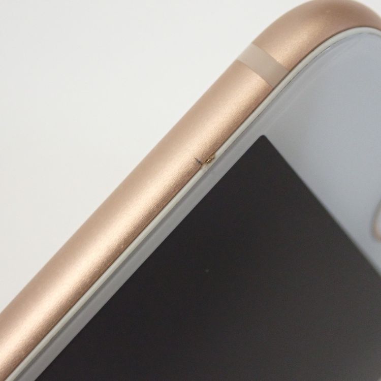 �ڼ��ߤʤߡۡ�Z688���ɥ����iPhone8 64GB NQ7A2J/A ���