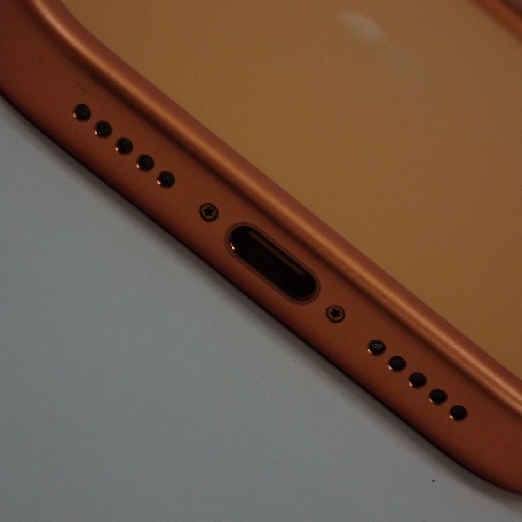 �ڼ��ߤʤߡۡ�Z652��SIM�ե꡼��iPhone17 Pro 256GB MG864J/A ���