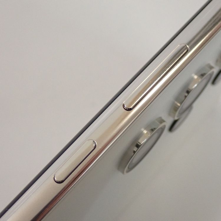 �ڼ��ߤʤߡۡ�Z702��au��Galaxy S23 Ultra 256GB SCG20 ���ʡ����