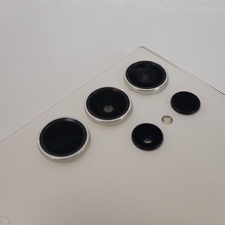 �ڼ��ߤʤߡۡ�Z702��au��Galaxy S23 Ultra 256GB SCG20 ���ʡ����