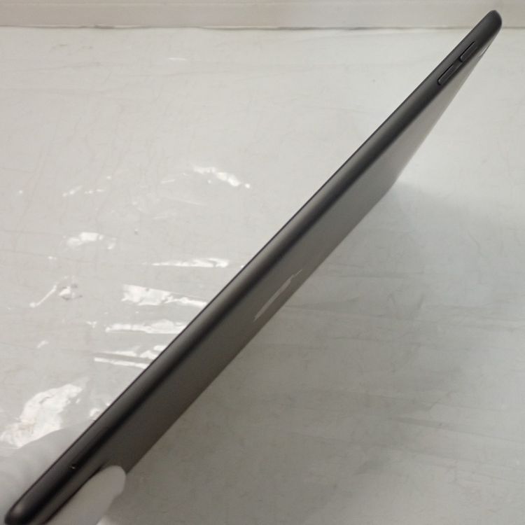 �ڼ��ߤʤߡۡ�Z799��SIM�ե꡼��iPad ��8�����32GB��MYMH2J/A���ɹ������