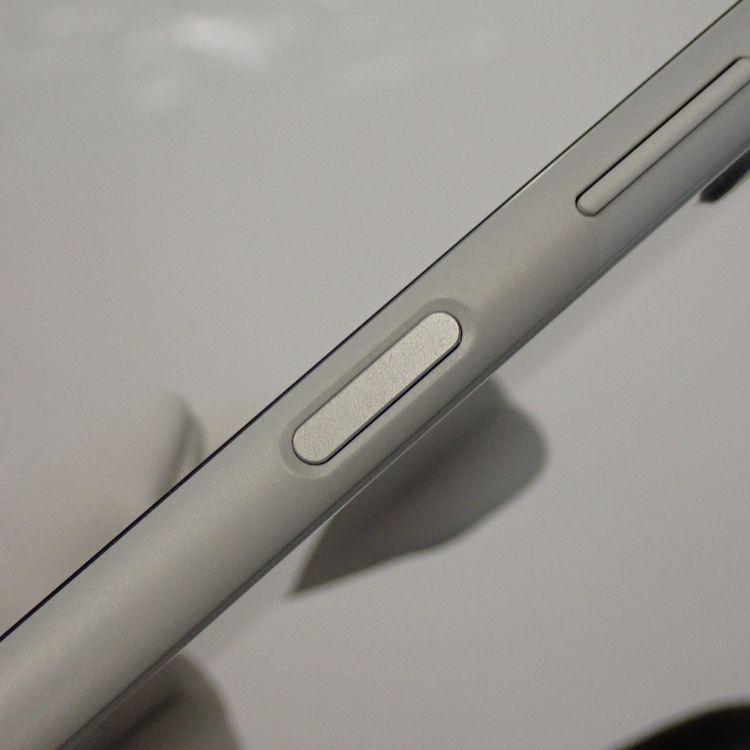 �ڼ��ߤʤߡۡ�Z681���ɥ����Xperia 10 II SO-41A�����