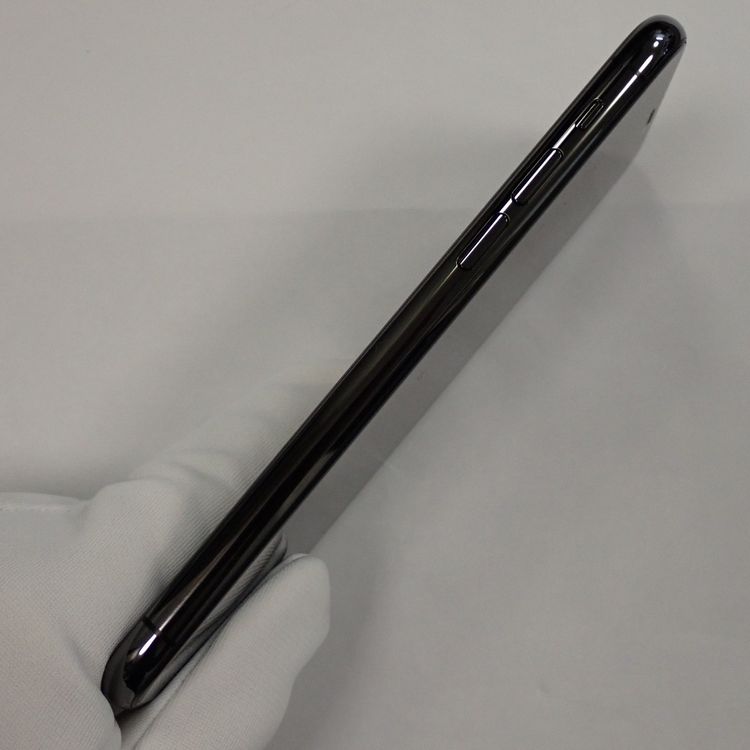 �ڼ��ߤʤߡۡ�Z707��au��iPhone11 Pro��64GB��MWC22J/A�����