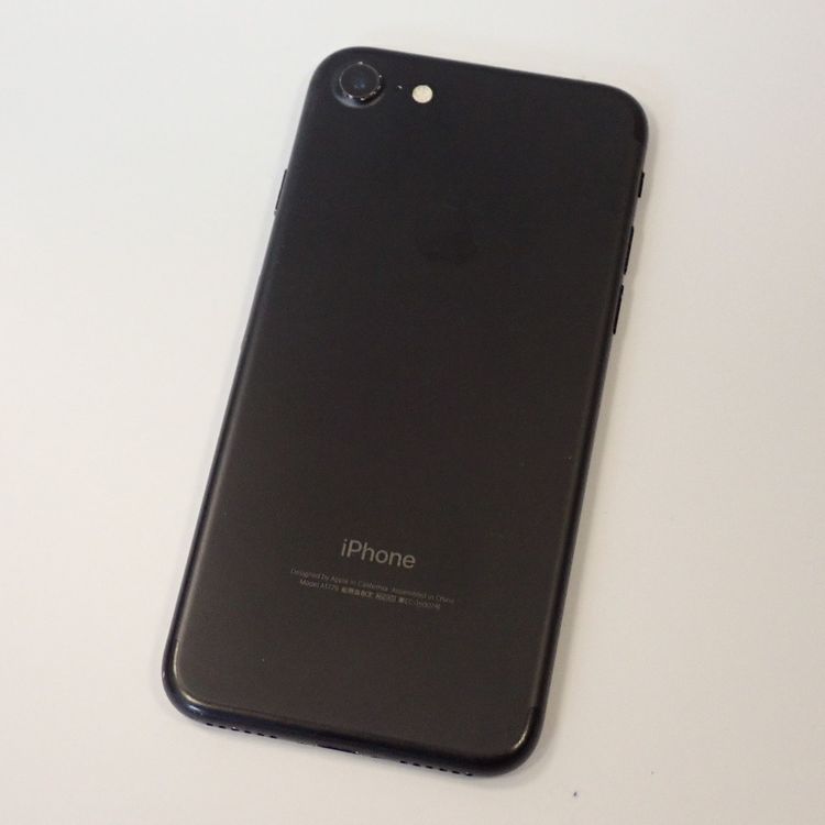 �ڼ��ߤʤߡۡ�Z726�����եȥХ󥯡�iPhone7 32GB MNCE2J/A�����